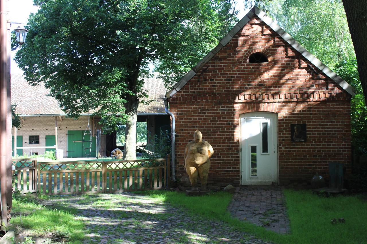 Gastehaus Tobringen 20 Guest House Exterior photo